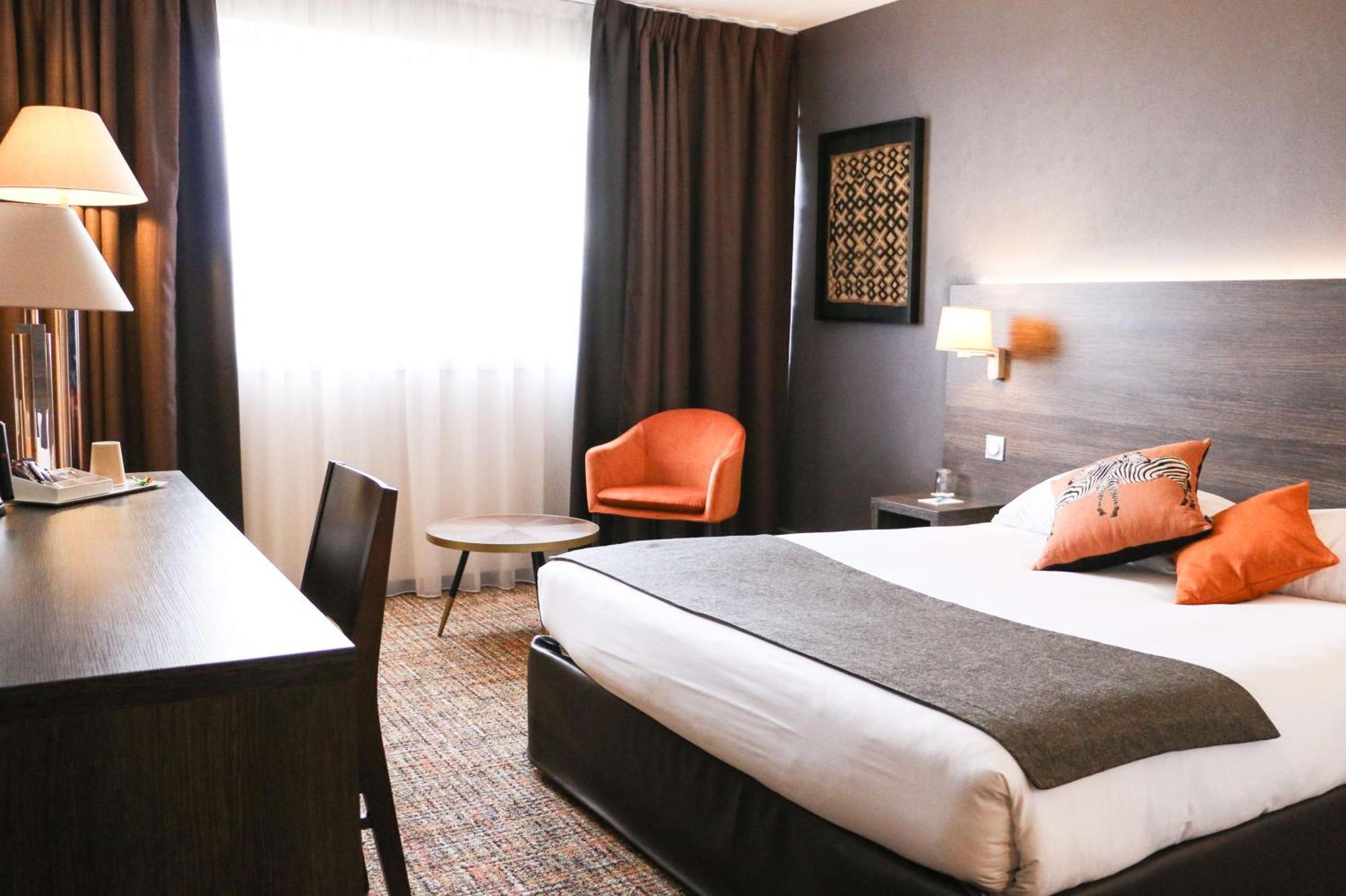 Western Admiral Hotel