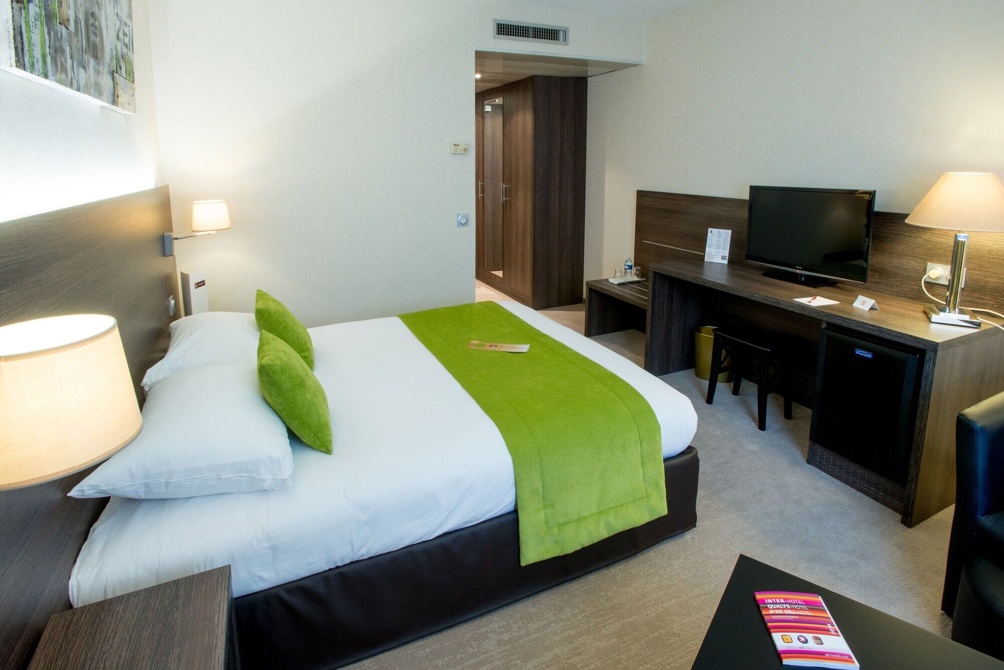 Western Admiral Hotel